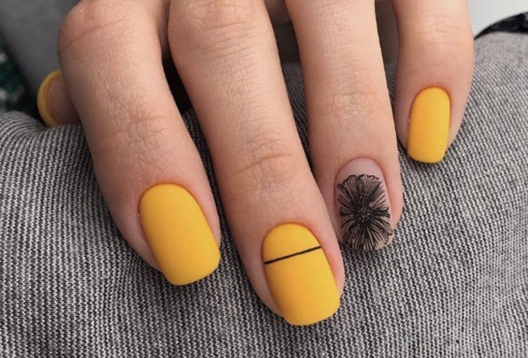 Yellow, orange and mustard manicure