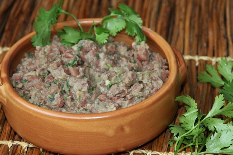 Lobio with minced meat