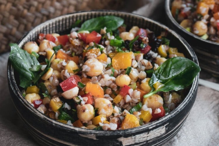 Buckwheat with chickpeas and vegetables