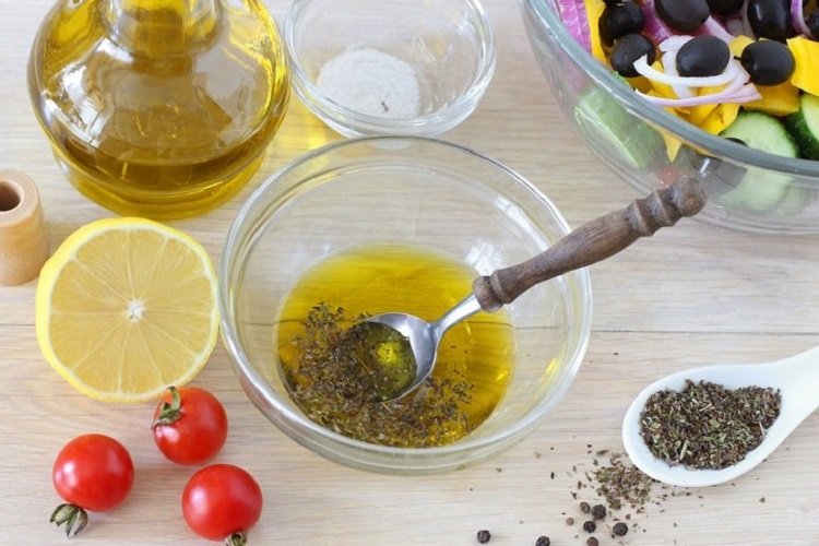 Dressing with aromatic spices for Greek salad