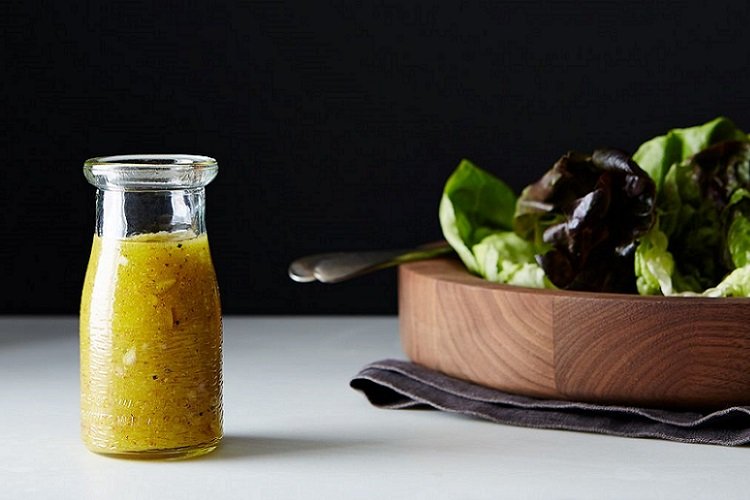 Balsamic Vinegar Dressing for Greek Salad