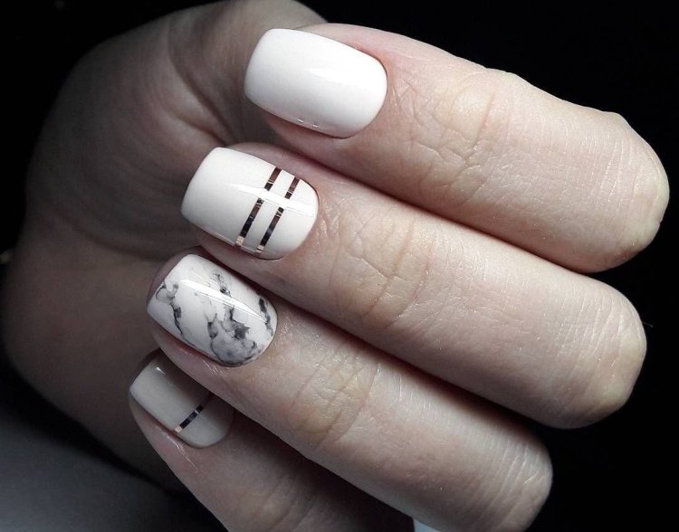 Strips and tapes for short nails