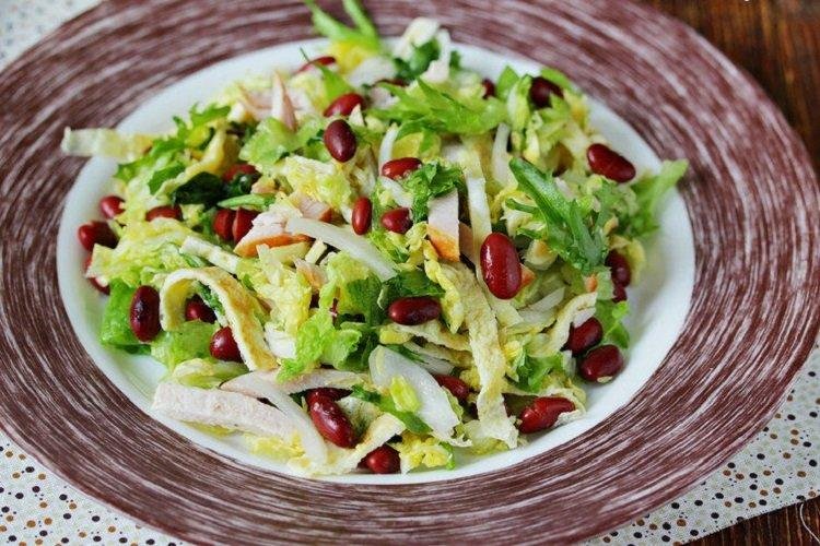Simple Salad of Savoy Cabbage, Beans and Egg Pancakes
