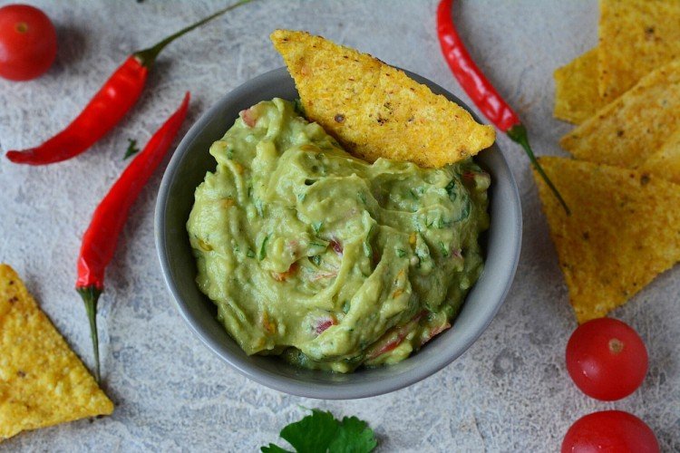 Guacamole with olives