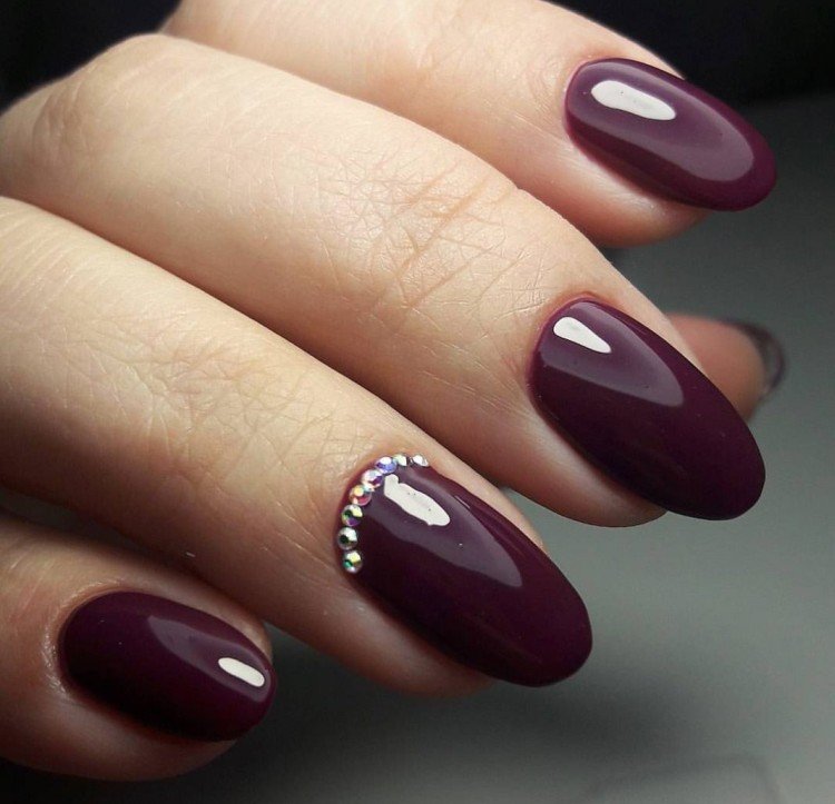 Red-violet shades