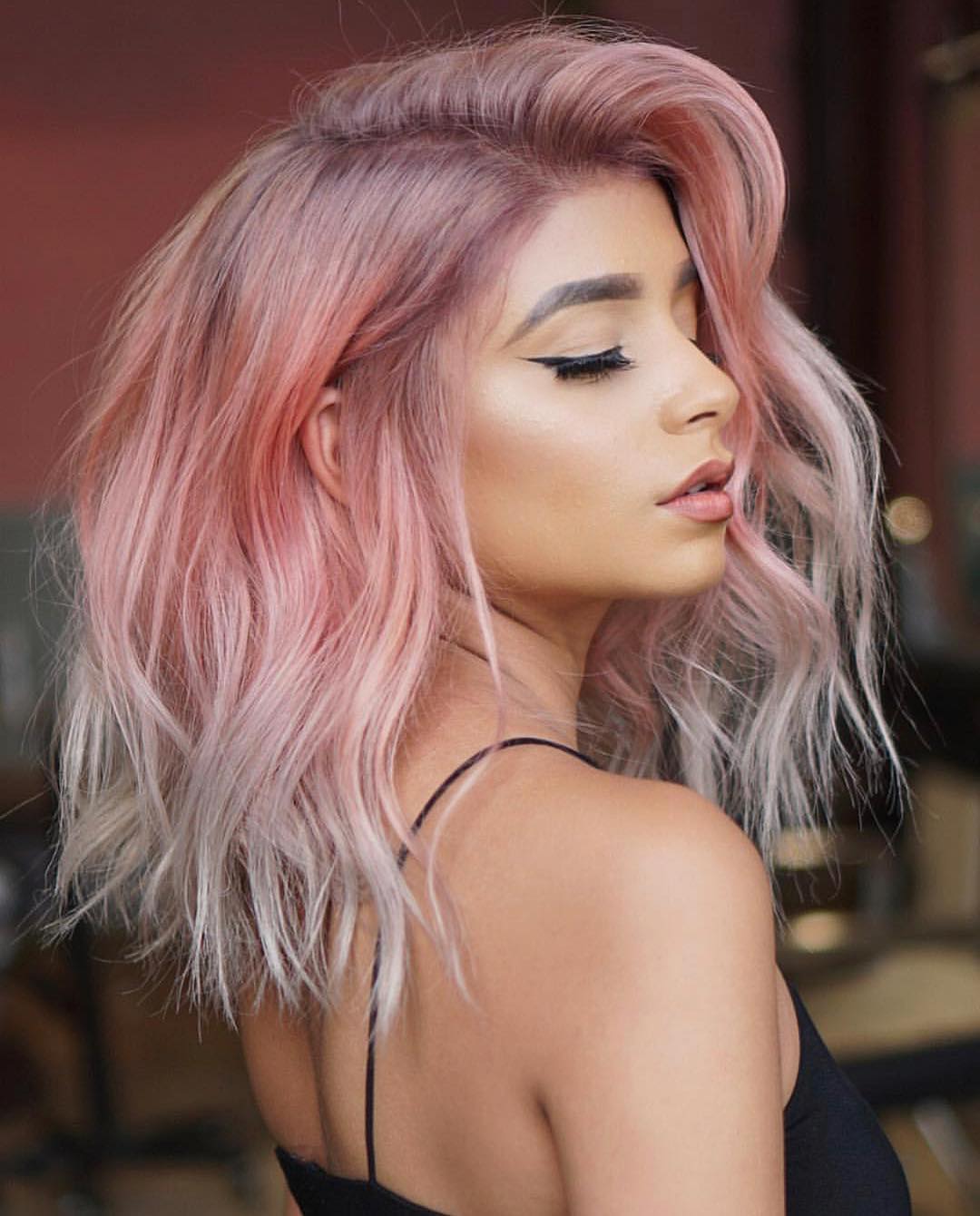 Pink hair is a great way to brighten up your look (+35 photos)
