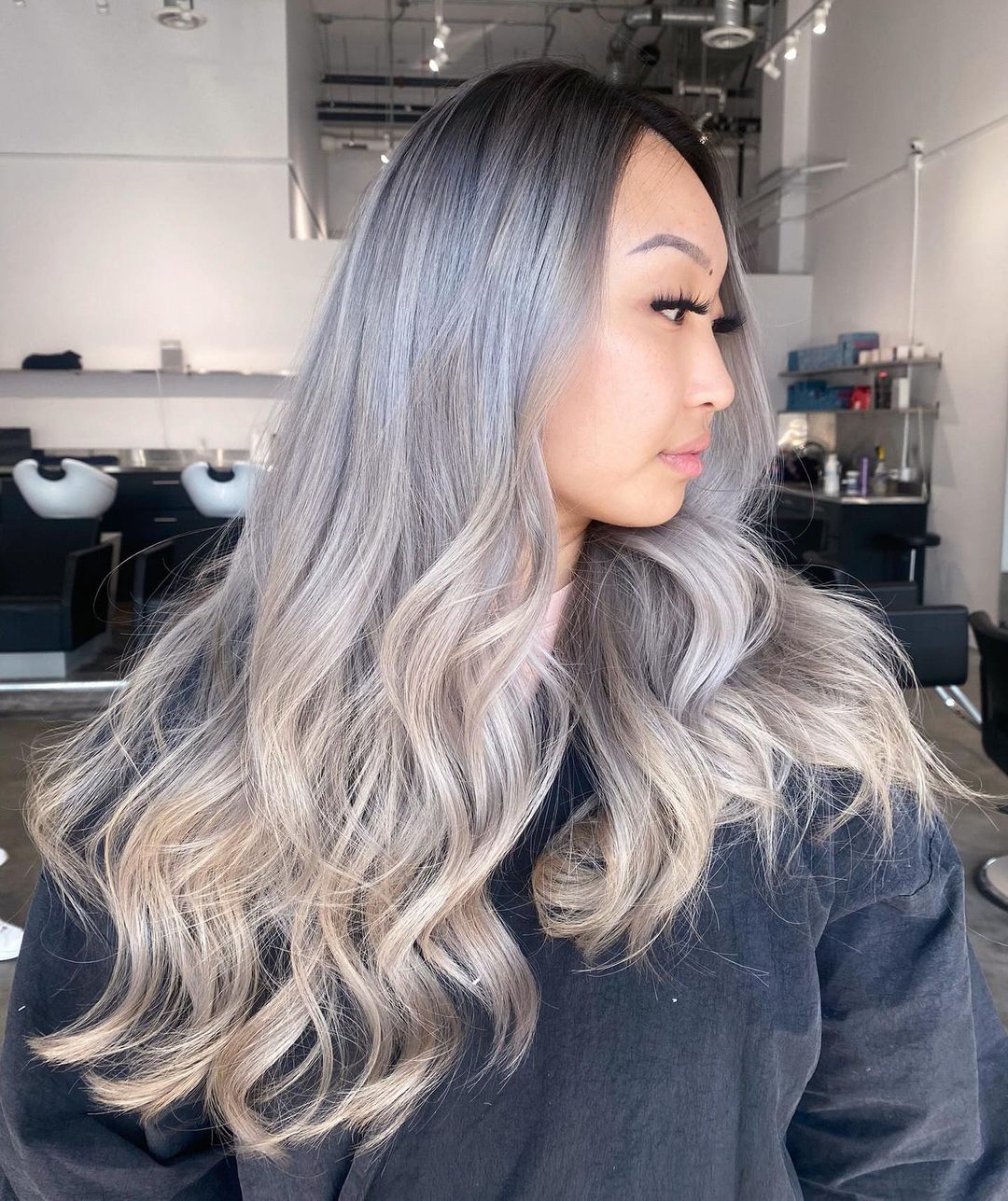 Fashionable hair color for summer 2023: new trends in the world of beauty