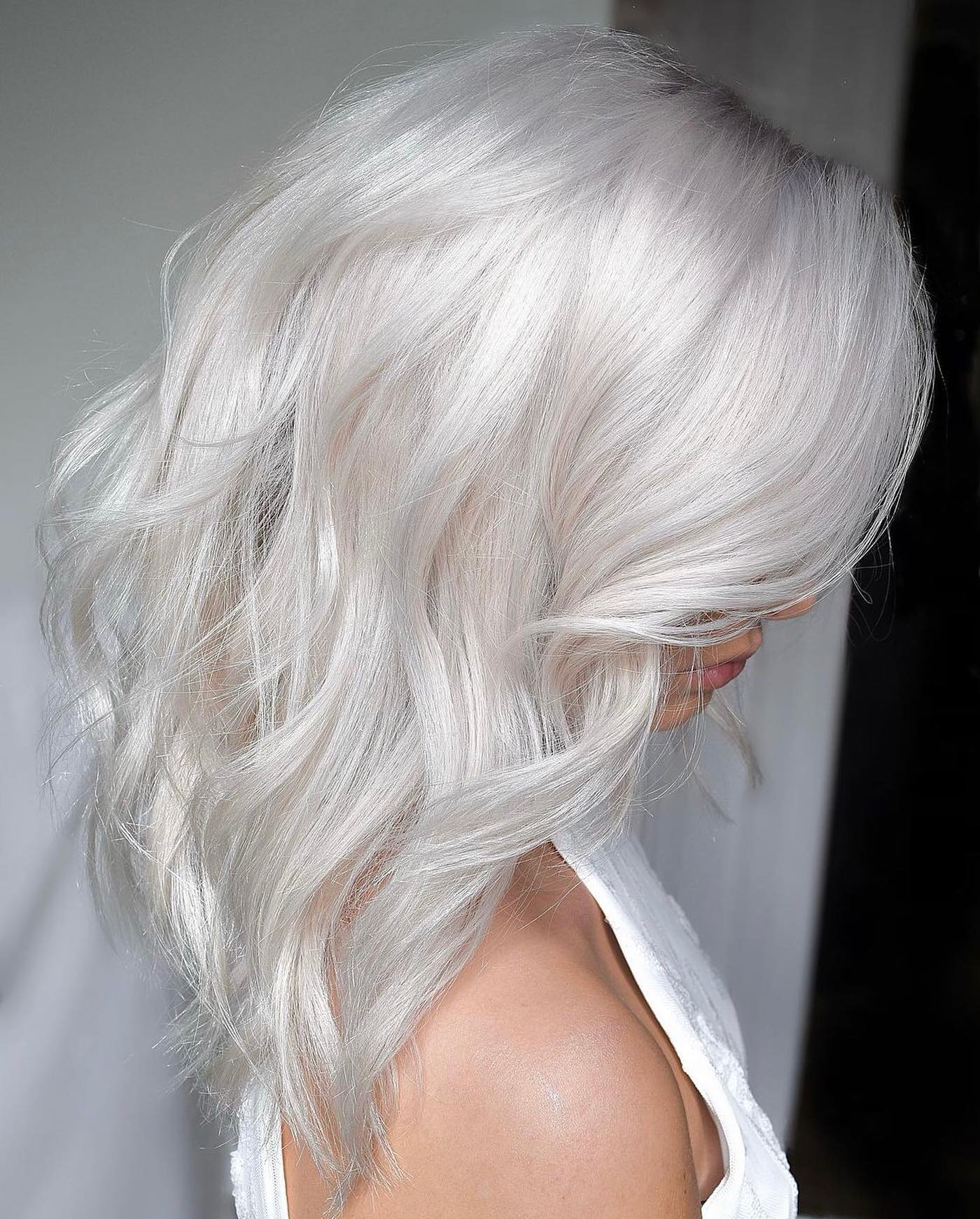 Blonde coloring: 30 bold, elegant options