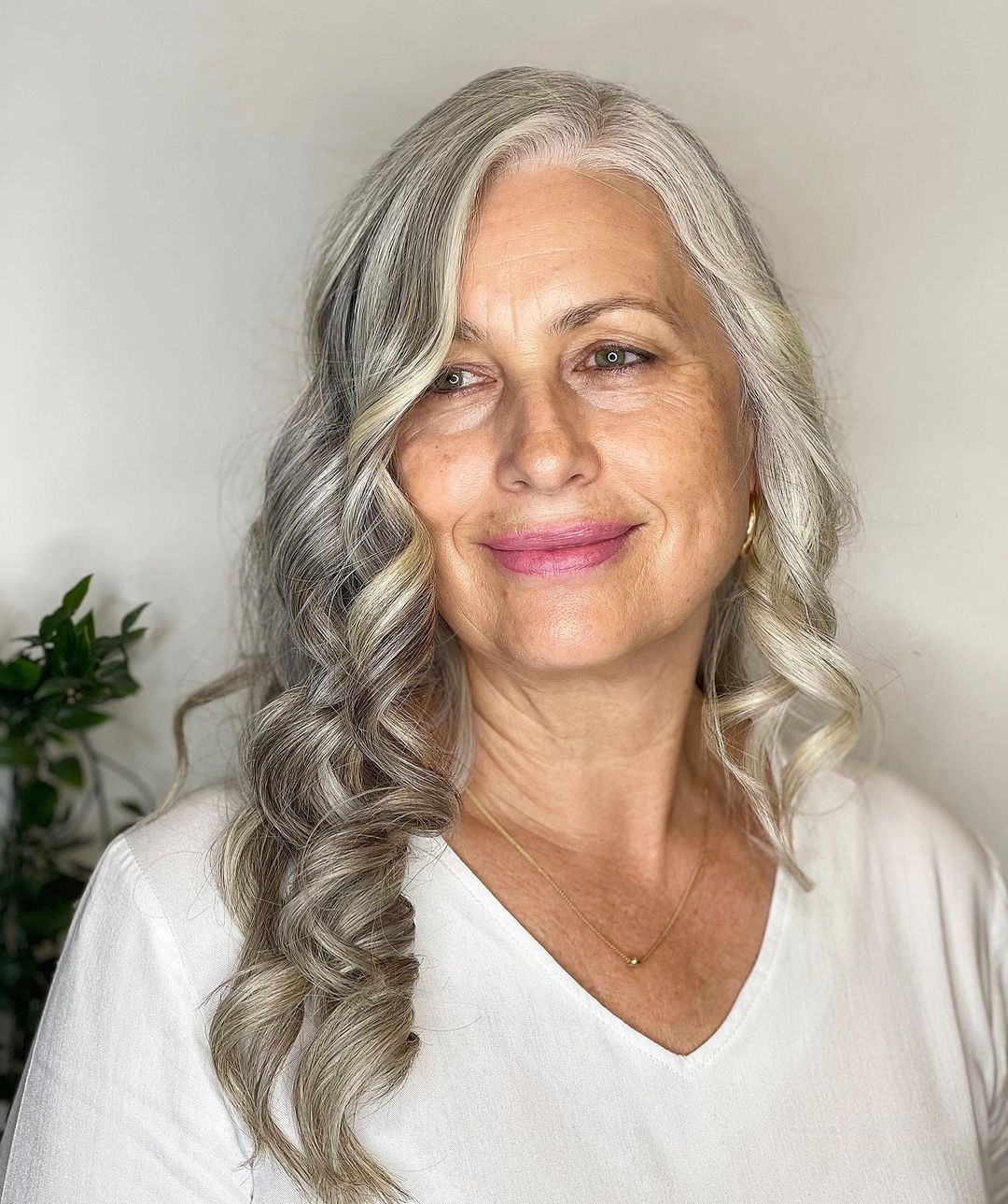 14 spring hairstyles for women over 60