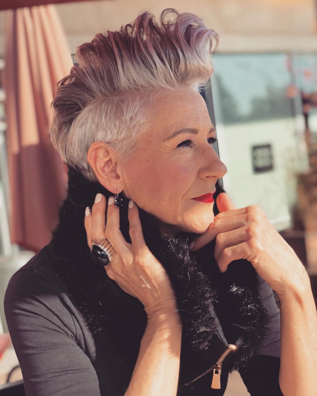 British haircuts for women over 60: 15 fashionable ideas for daring women