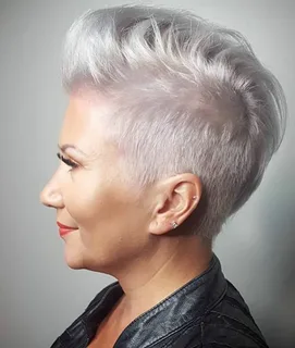30 beautiful short haircuts for women over 70 with fine hair